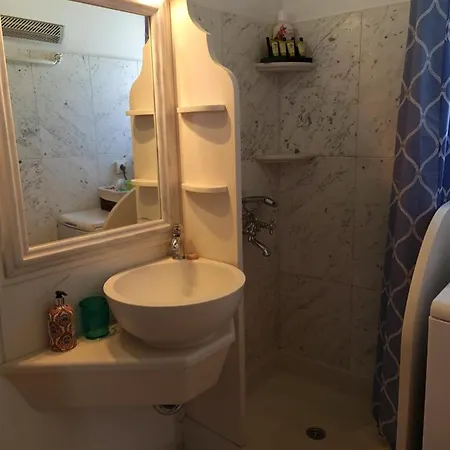 Ioanna's * Pánormos