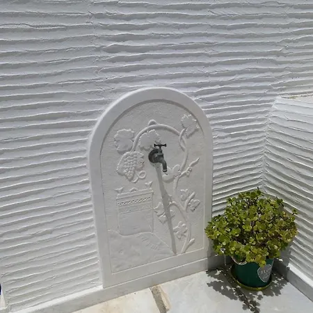 Ioanna's * Pánormos