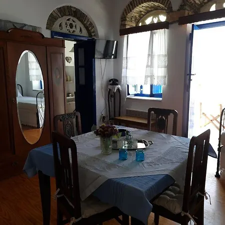 Ioanna's * Pánormos