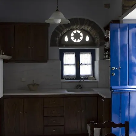 Ioanna's Panormos (Tinos)